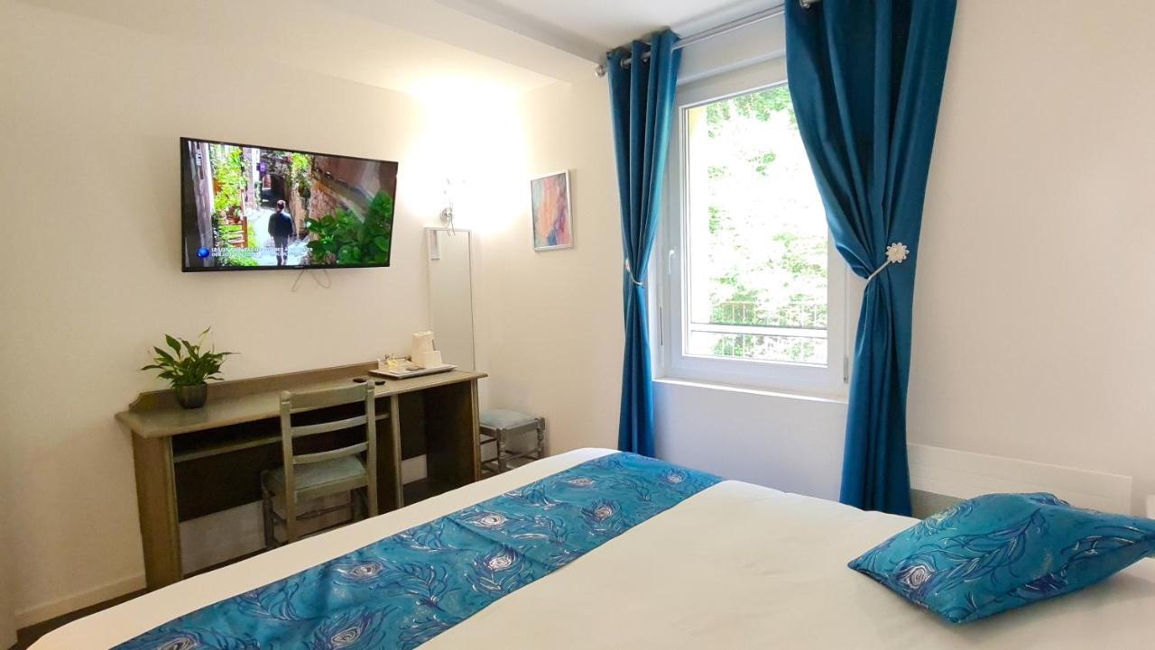 Fasthotel Oloron Hostellerie Du Paon Blanc Lurbe-Saint-Christau Eksteriør billede